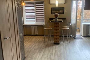 однокомнатная на ул. Михаила Грушевского 8